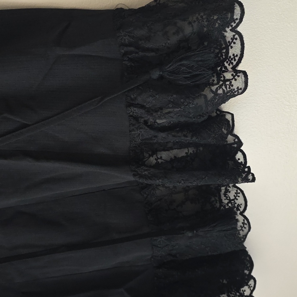 Black Lace Trim Umgee Women's Top - Picture 4 of 9